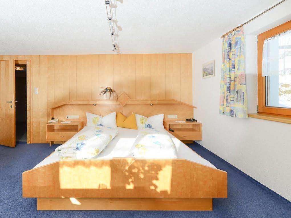 Haus Furka 3*
